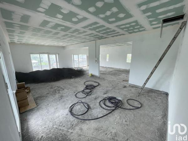 Location boutique/local commercial 132 m² Morne-à-l'Eau