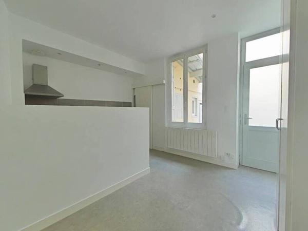 Appartement 1 pièce                                        - 42000 Saint-Étienne Réf : 11239
