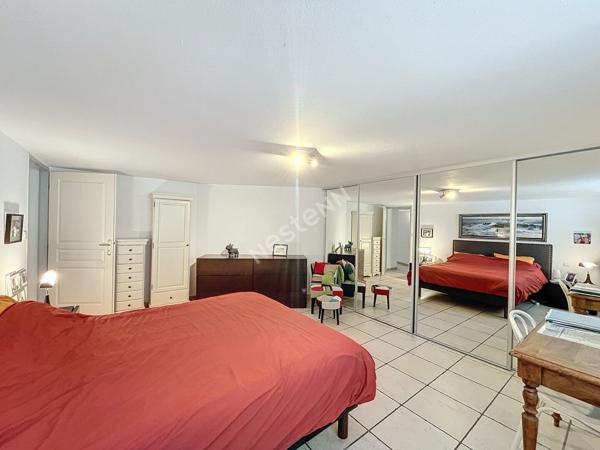 BOMPAS - A VENDRE Villa en 4 faces avec jardin piscine garage