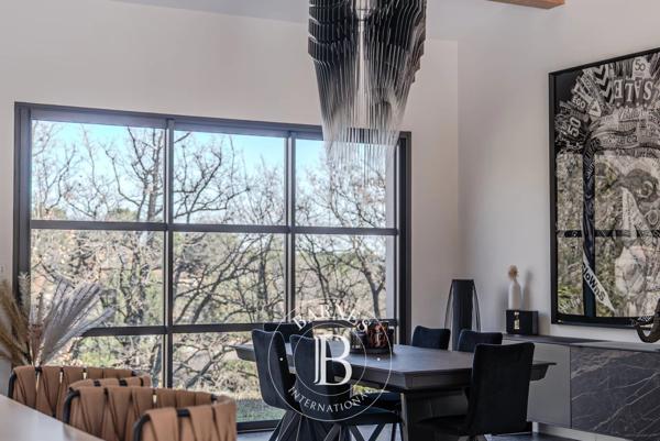 Aix-en-Provence, Villa 2 Chambres -  146 m² à vendre