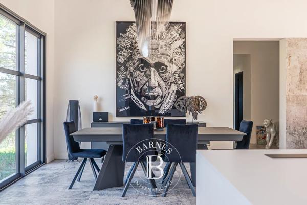Aix-en-Provence, Villa 2 Chambres -  146 m² à vendre