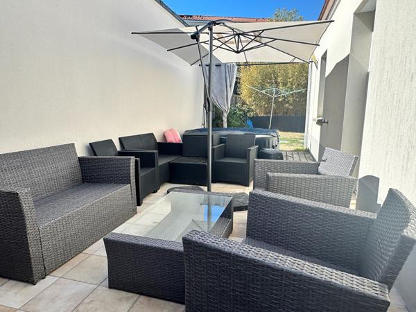Maison de plain pied - 5 pièces à vendre à Basse Goulaine  de 100m²