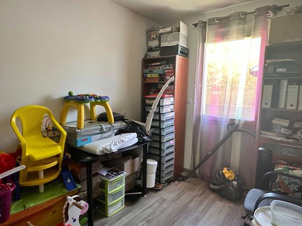 Maison de plain pied - 5 pièces à vendre à Basse Goulaine  de 100m²