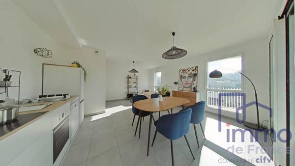 Appartement 4 pièces                                        - 42000 Saint-Étienne Réf : VA39004-CIFVFOREZVELAY