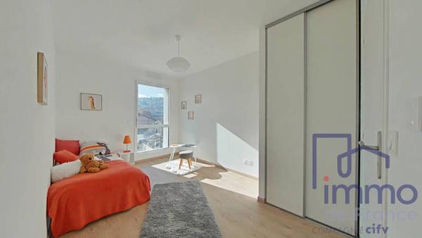 Appartement 4 pièces                                        - 42000 Saint-Étienne Réf : VA39004-CIFVFOREZVELAY