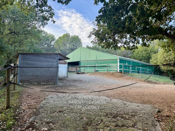 Maison à vendre 11 pièces SALERNES (83)