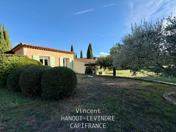 Maison à vendre 11 pièces SALERNES (83)