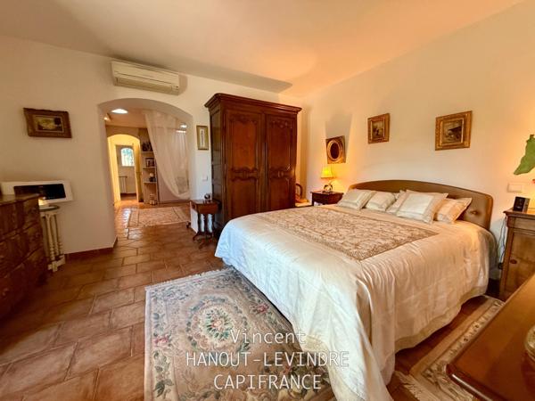 Maison à vendre 11 pièces SALERNES (83)