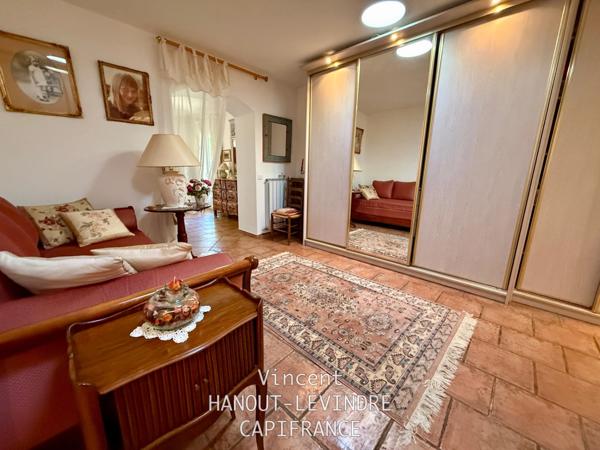 Maison à vendre 11 pièces SALERNES (83)