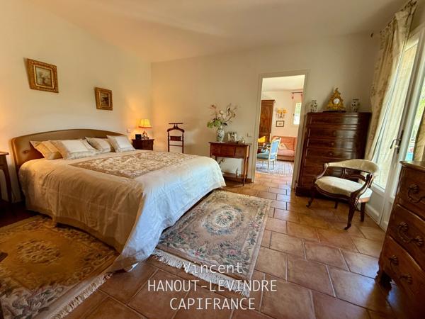 Maison à vendre 11 pièces SALERNES (83)