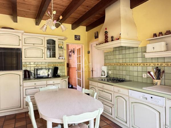 Maison familiale avec jardin  à moins de 10 min dAngoulême