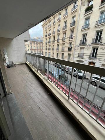 Appartement à louer    3 pièces • 92,05 m2 Paris 11
