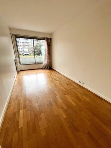 Appartement à louer    3 pièces • 92,05 m2 Paris 11