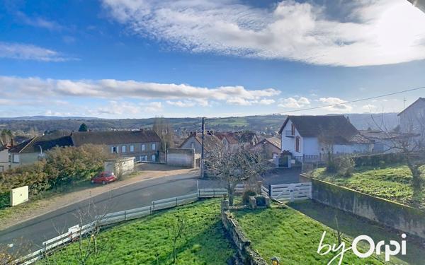 Maison à vendre    6 pièces • 125 m2 Saint-Éloy-les-Mines