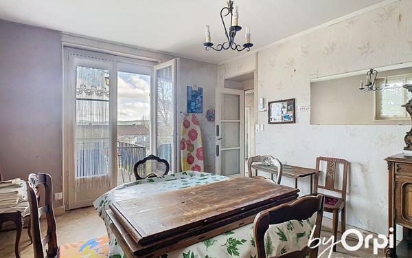 Maison à vendre    6 pièces • 125 m2 Saint-Éloy-les-Mines