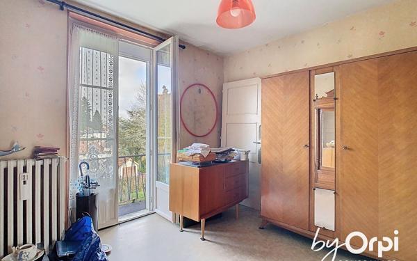 Maison à vendre    6 pièces • 125 m2 Saint-Éloy-les-Mines