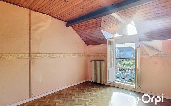 Maison à vendre    6 pièces • 125 m2 Saint-Éloy-les-Mines