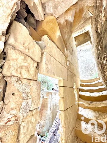 Immeuble à vendre 104 m² Cavillargues