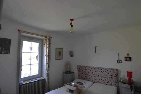Chauffailles -Maison 110m² - 3 Chambres - proche commodités.