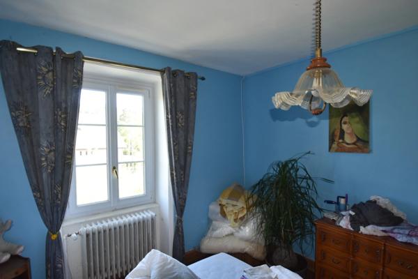 Chauffailles -Maison 110m² - 3 Chambres - proche commodités.