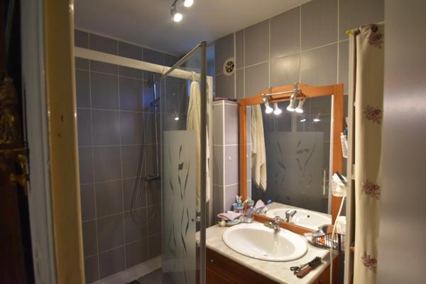 Chauffailles -Maison 110m² - 3 Chambres - proche commodités.