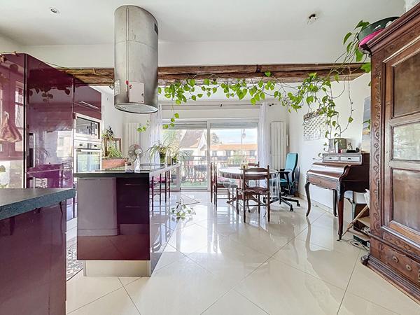 Immeuble MONTESSON VILLAGE €522 500 ** - Référence 162016