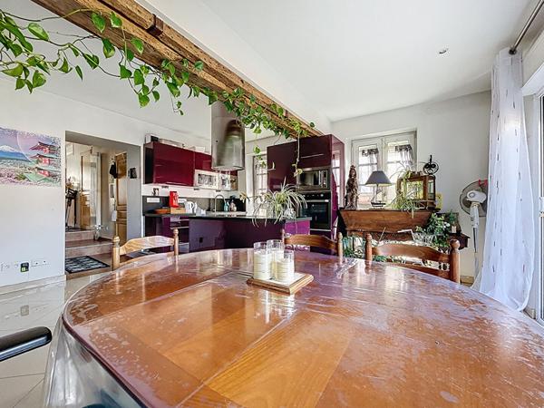 Immeuble MONTESSON VILLAGE €522 500 ** - Référence 162016