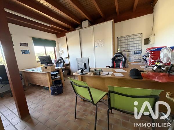 Immeuble à vendre 602 m² Saint-Seurin-de-Cursac