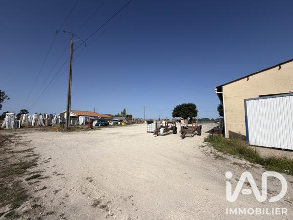 Immeuble à vendre 602 m² Saint-Seurin-de-Cursac