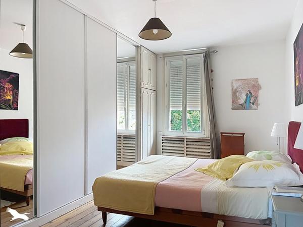 Maison à vendre 342 000 € Libourne 5 p 134 m² DPE B