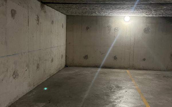 Stationnement à louer    Toulouse