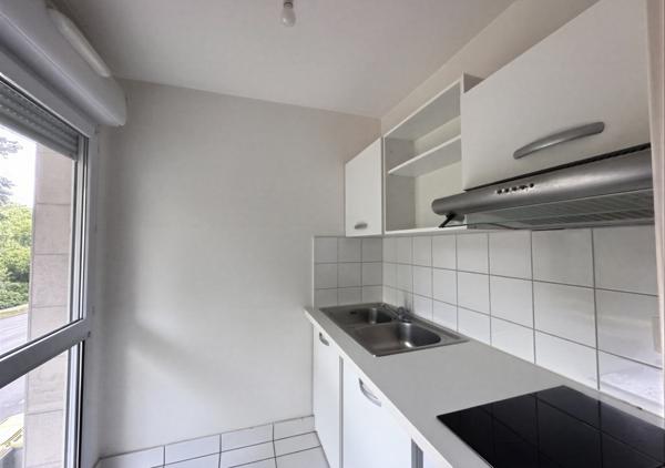 Studio lumineux de 21.70 m² avec vue sur le parc de Procé