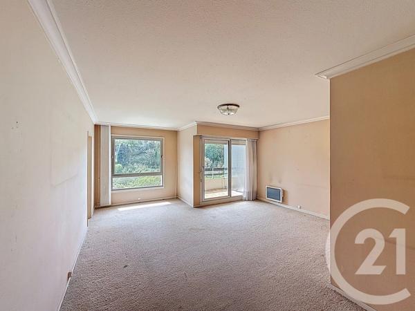 Appartement F4 à vendre  5 pièces - 116,27 m 2   LANNION  - 22