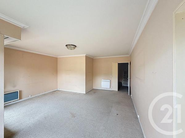 Appartement F4 à vendre  5 pièces - 116,27 m 2   LANNION  - 22