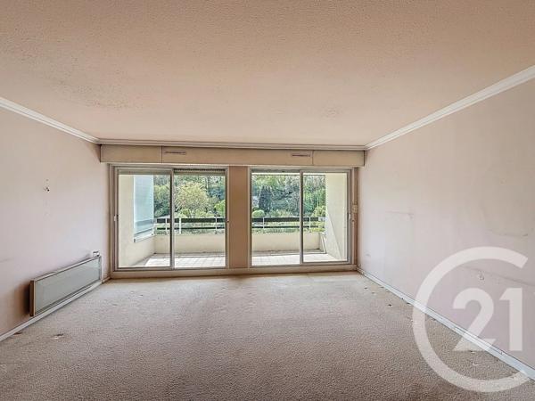 Appartement F4 à vendre  5 pièces - 116,27 m 2   LANNION  - 22
