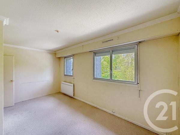Appartement F4 à vendre  5 pièces - 116,27 m 2   LANNION  - 22
