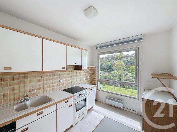Appartement F4 à vendre  5 pièces - 116,27 m 2   LANNION  - 22
