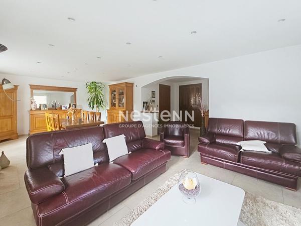 A vendre : Elégante maison de 6 pièces avec jardin proche Sisteron.