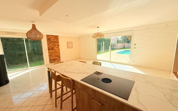 Maison à vendre    5 pièces •  Le Fauga