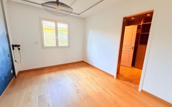 Maison à vendre    5 pièces •  Le Fauga