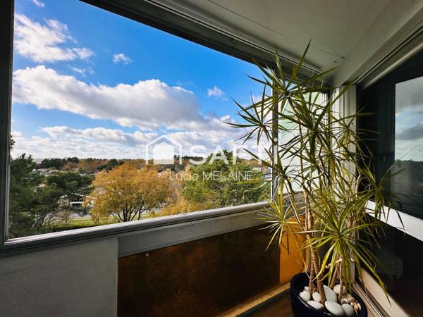 Bel appartement à Mérignac Daguin/ tram A /dernier étage