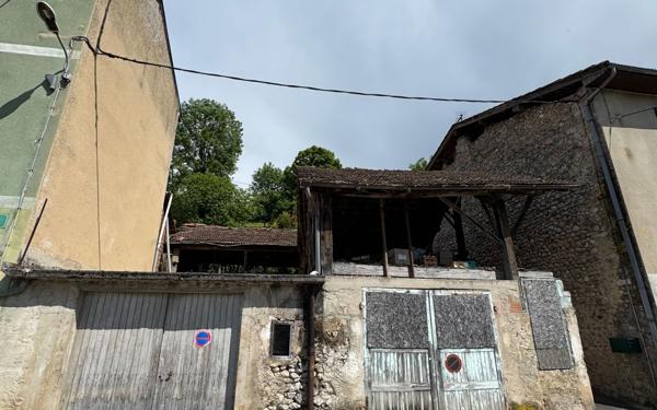 Maison à vendre    6 pièces •  Saint-Jean-en-Royans