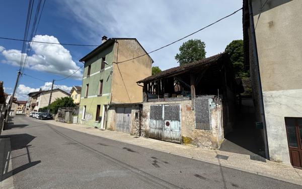 Maison à vendre    6 pièces •  Saint-Jean-en-Royans