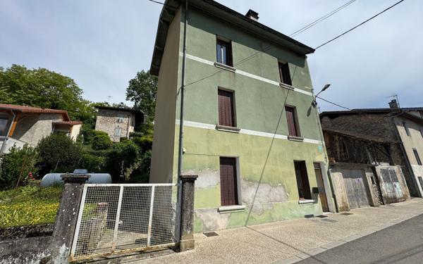 Maison à vendre    6 pièces •  Saint-Jean-en-Royans