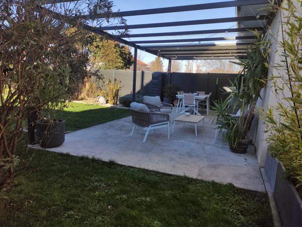 MAISON 4 CHAMBRES / SOUS-SOL/ IDEALEMENT SITUEE SECTEUR OUEST /PONT DU CHÂTEAU (63)