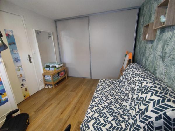 MAISON 4 CHAMBRES / SOUS-SOL/ IDEALEMENT SITUEE SECTEUR OUEST /PONT DU CHÂTEAU (63)