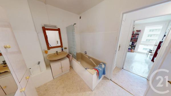 Appartement F4 à vendre  4 pièces - 64 m2 ST QUENTIN - 02