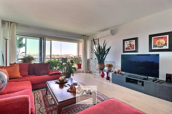 BORDEAUX quartier Croix Blanche, à vendre appartement avec 2 chambres, 2 balcons