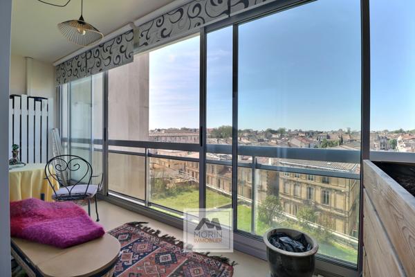 BORDEAUX quartier Croix Blanche, à vendre appartement avec 2 chambres, 2 balcons