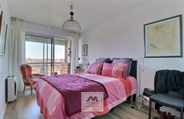 BORDEAUX quartier Croix Blanche, à vendre appartement avec 2 chambres, 2 balcons